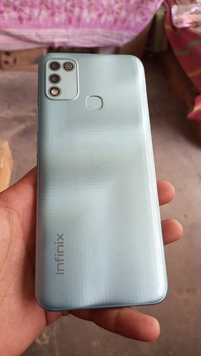 Infinix Hot 11 Play