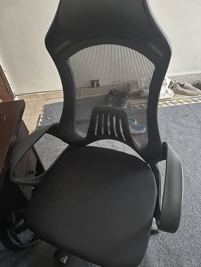 table chair cooler lcd carpet