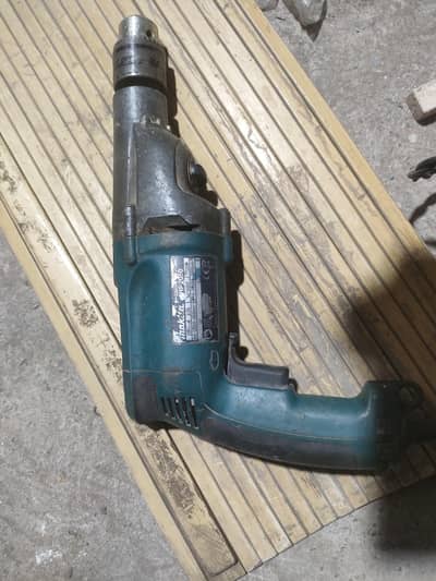 Makita heavy duty drill machine