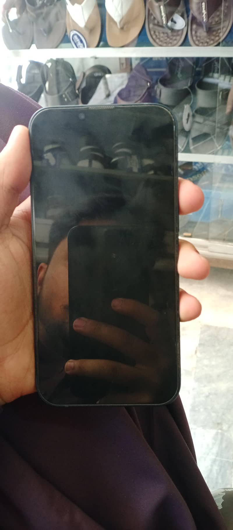 Apple iPhone 13 1