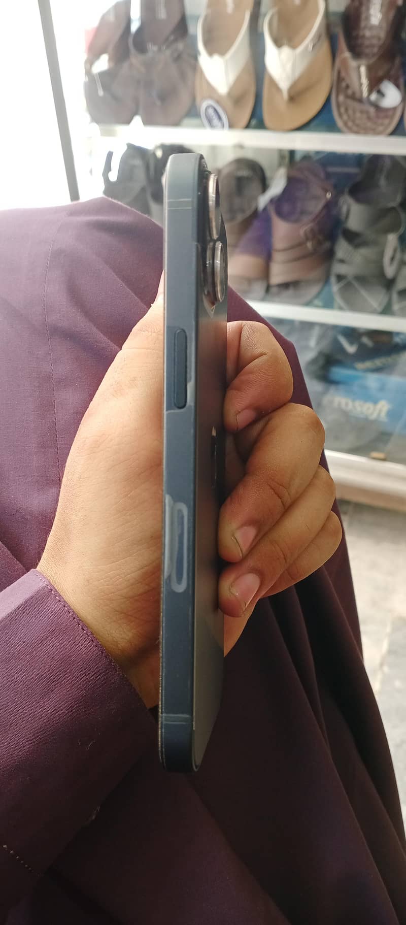 Apple iPhone 13 3