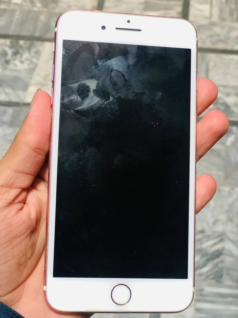 Apple iPhone 7 Plus 3
