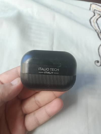Italio Tech Wireless Bluetooth Earbuds – 5 to 6 Hours Battery Backup