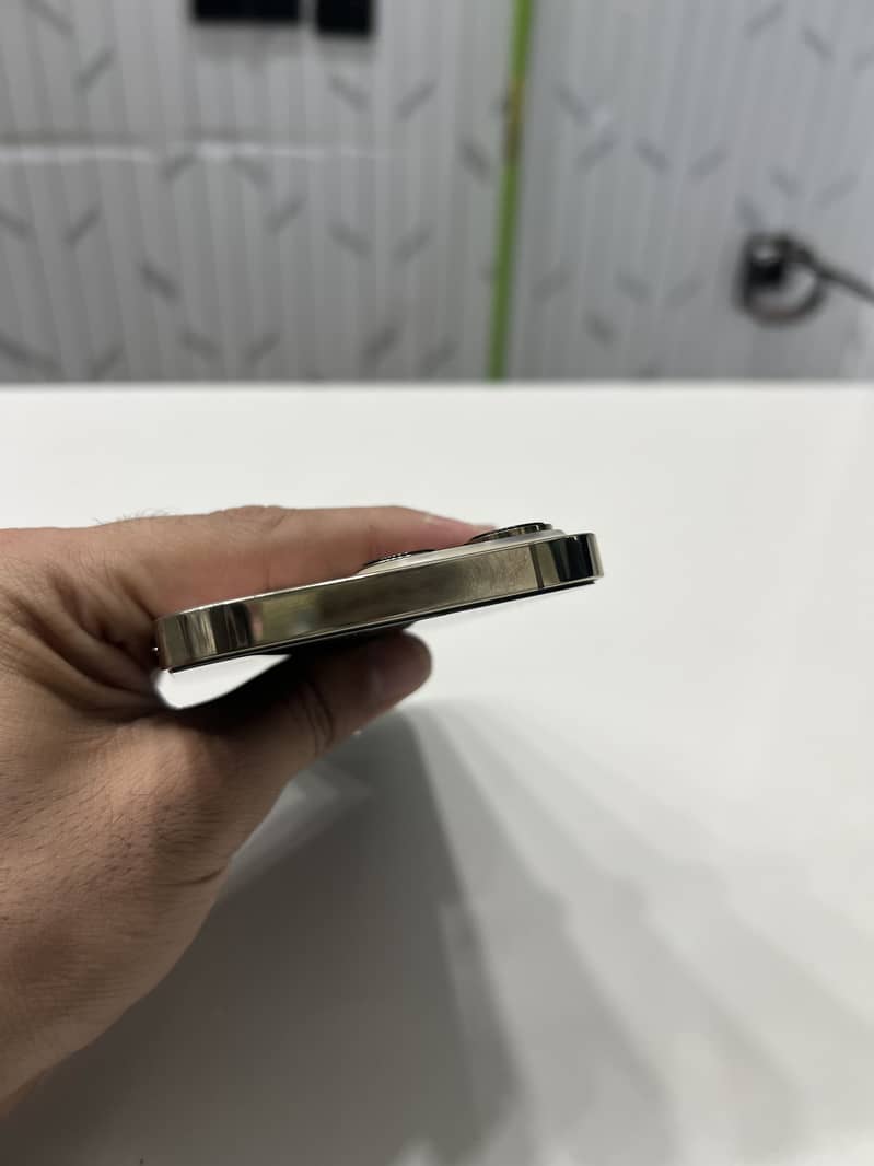 Apple iPhone 13 Pro 1