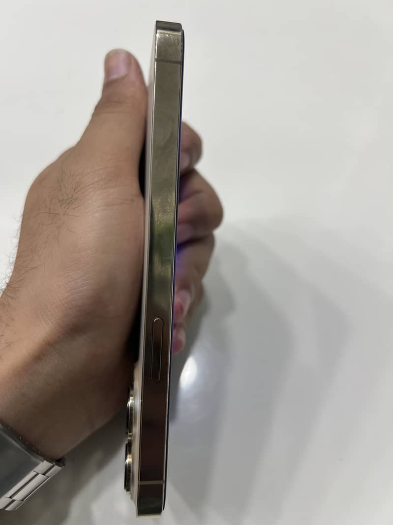 Apple iPhone 13 Pro 5
