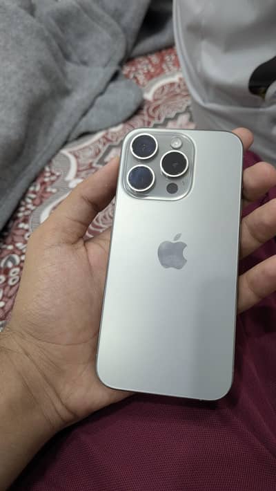 Apple iPhone 15 Pro