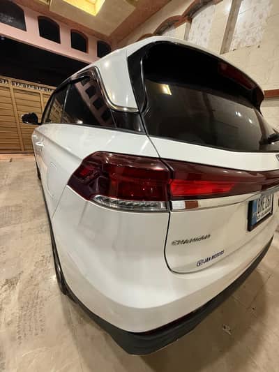 oshan x7 2022 mldel milage 38000 totel jeninon comfrot