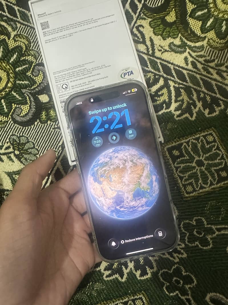 Apple iPhone 17 1