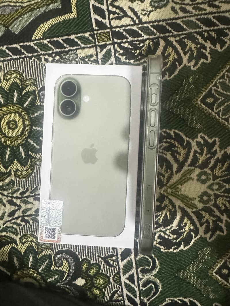 Apple iPhone 17 3
