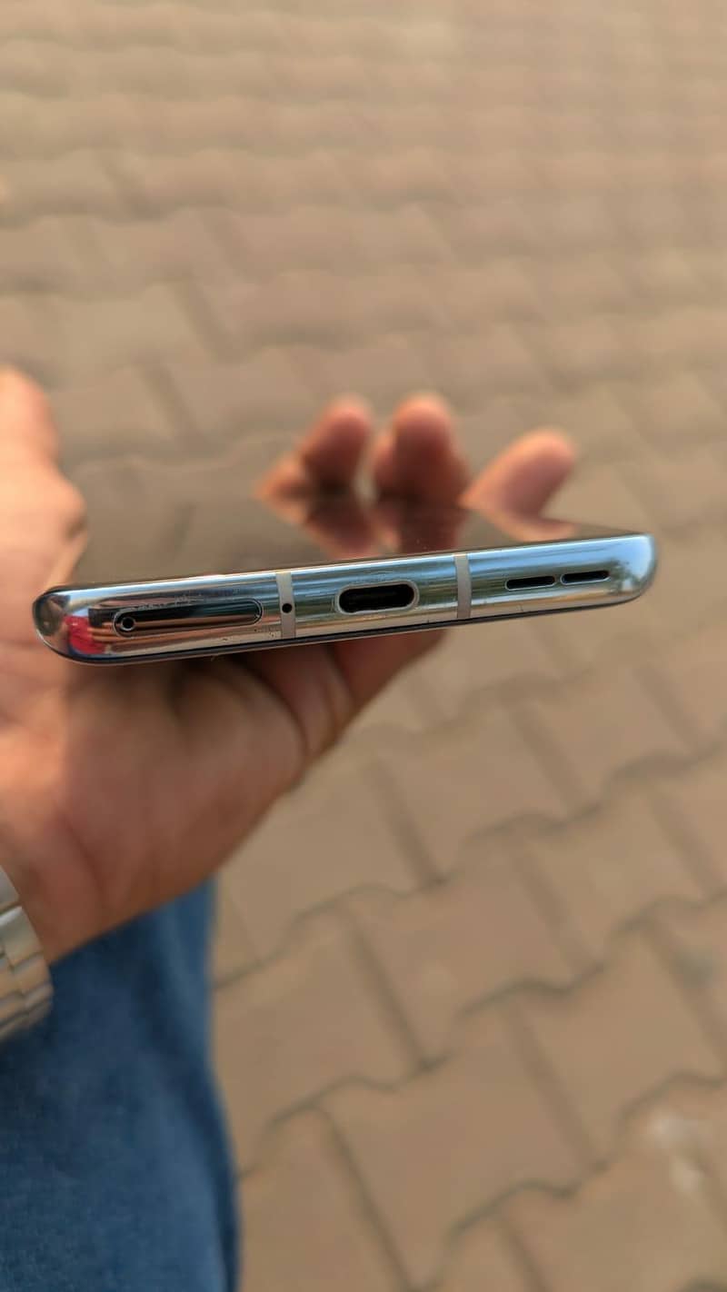 One Plus 9 Pro 3
