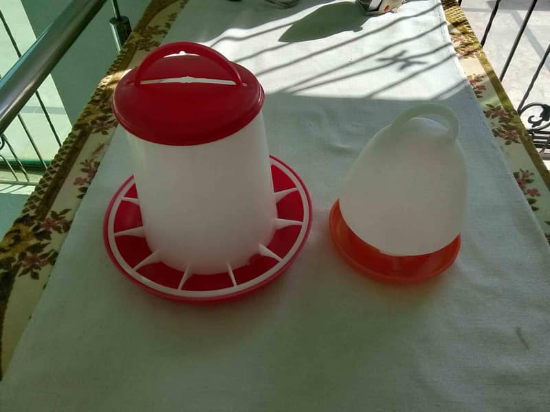 BROODER FOR CHICKS. 7