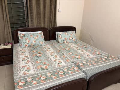 2 single beds for sale