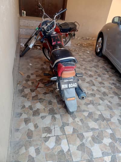 Honda CD 100