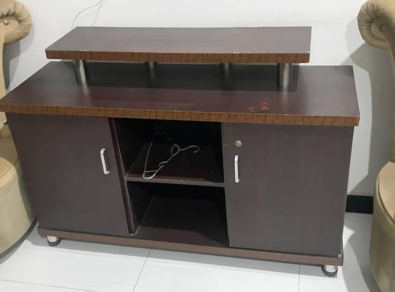 tv console 0