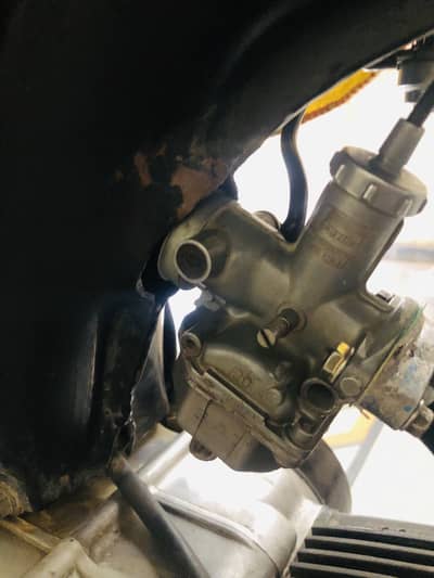 Honda 125 Carborator
