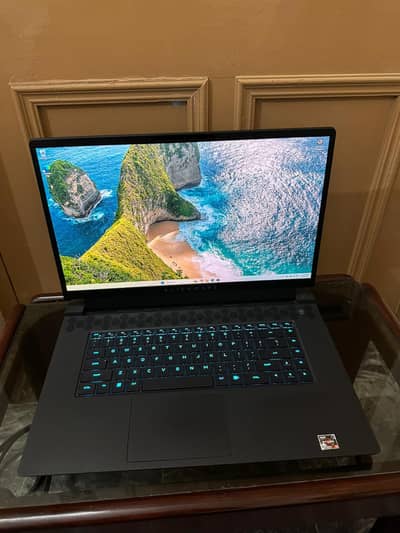 Dell Alienware M17 Ryzen 9 Gaming Laptop RX 6850M XT,32GB DDR5,360Hz