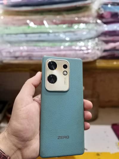 Infinix Zero 30