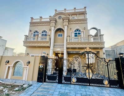 A Prime Location House Of 10 Marla In Citi Housing Society