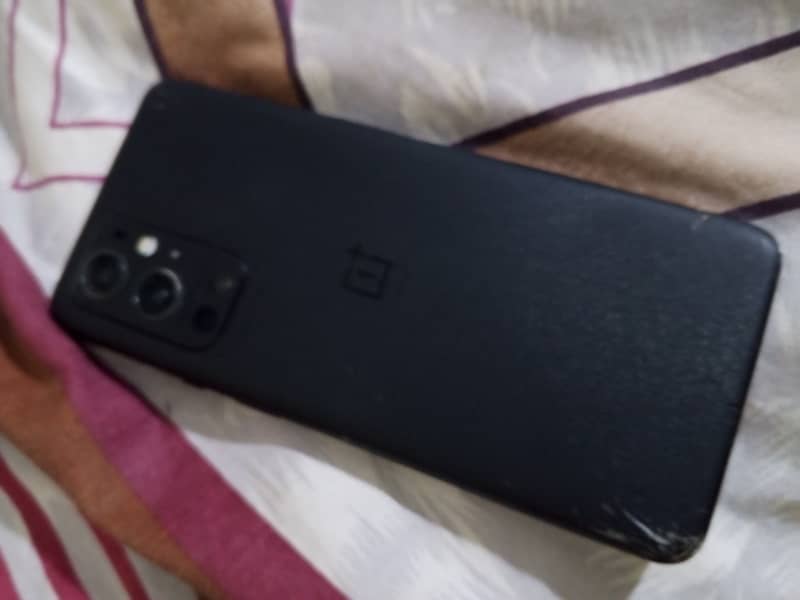 One Plus 9 Pro 4