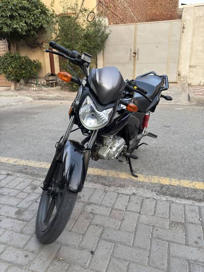Suzuki GSX 125