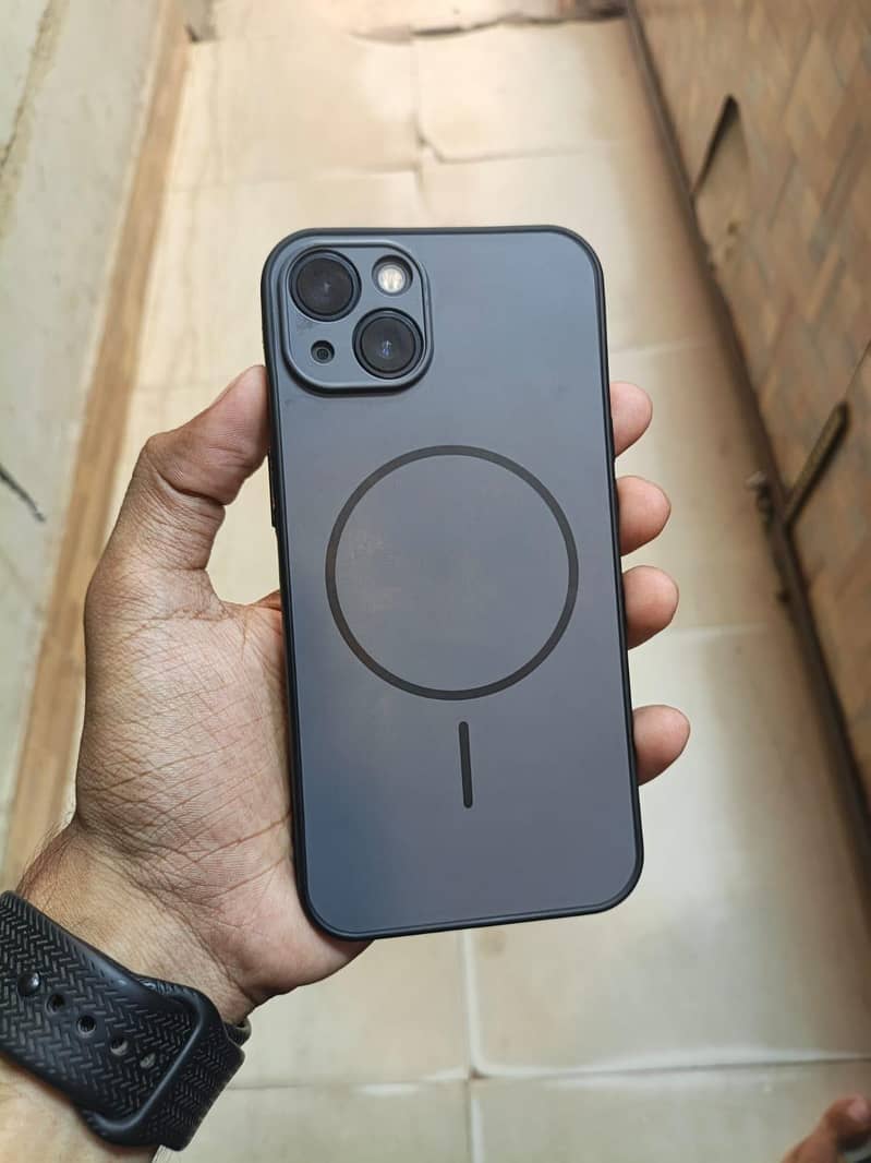 Apple iPhone 13 2