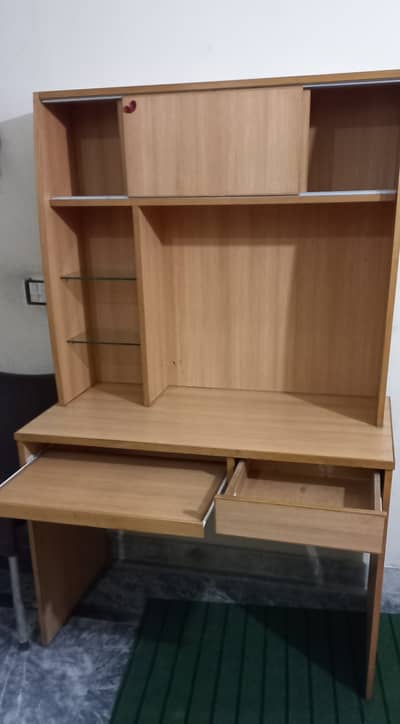 Computer Table for sale