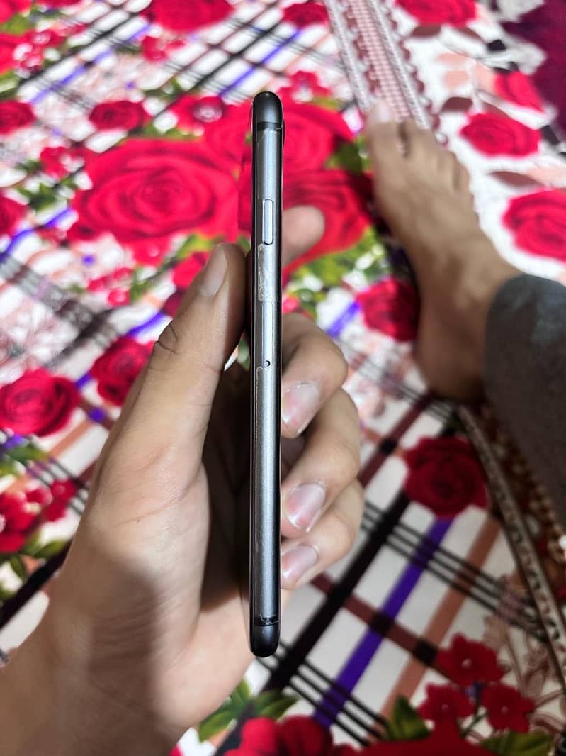 Apple iPhone 8 2