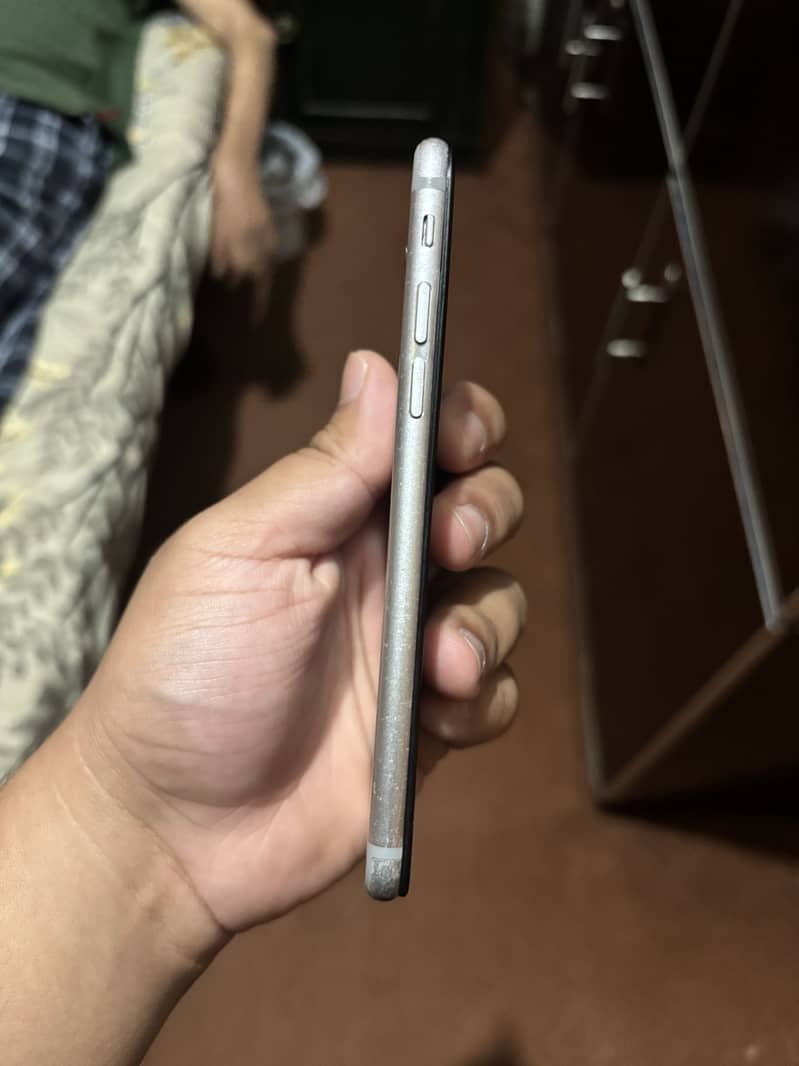 Apple iPhone 6 1