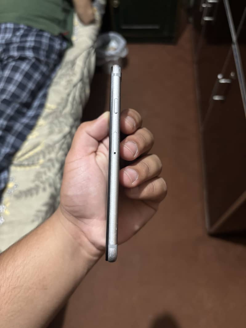 Apple iPhone 6 5