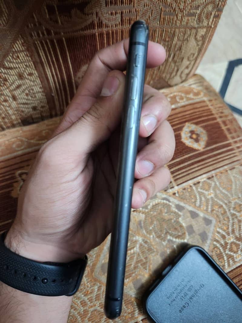 Apple iPhone 11 2