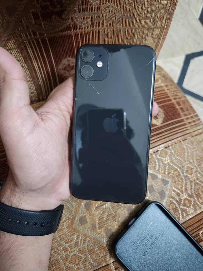 Apple iPhone 11 3