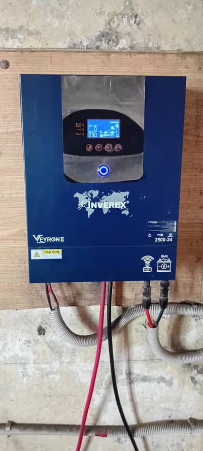 inverex veyron 2 look like brand New solar inverter
