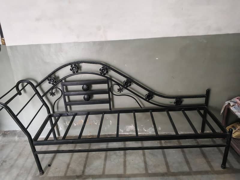 Sofa iron 2