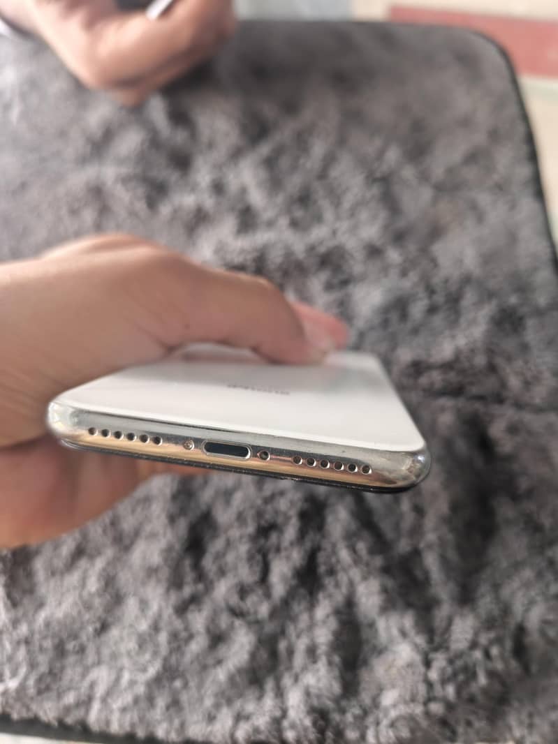 Apple iPhone X 1
