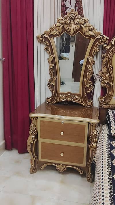 bed and side tables