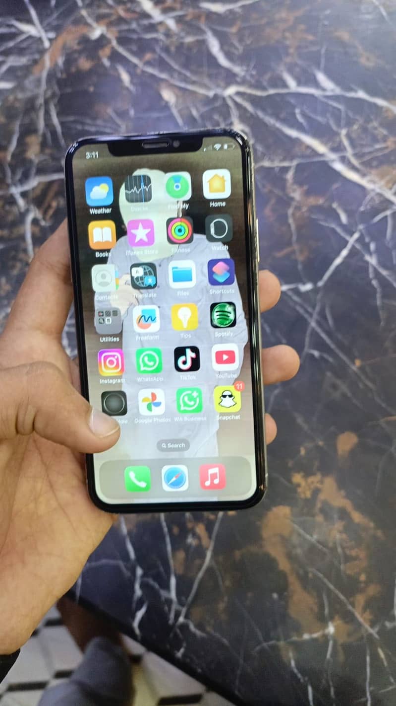 Apple iPhone X 1