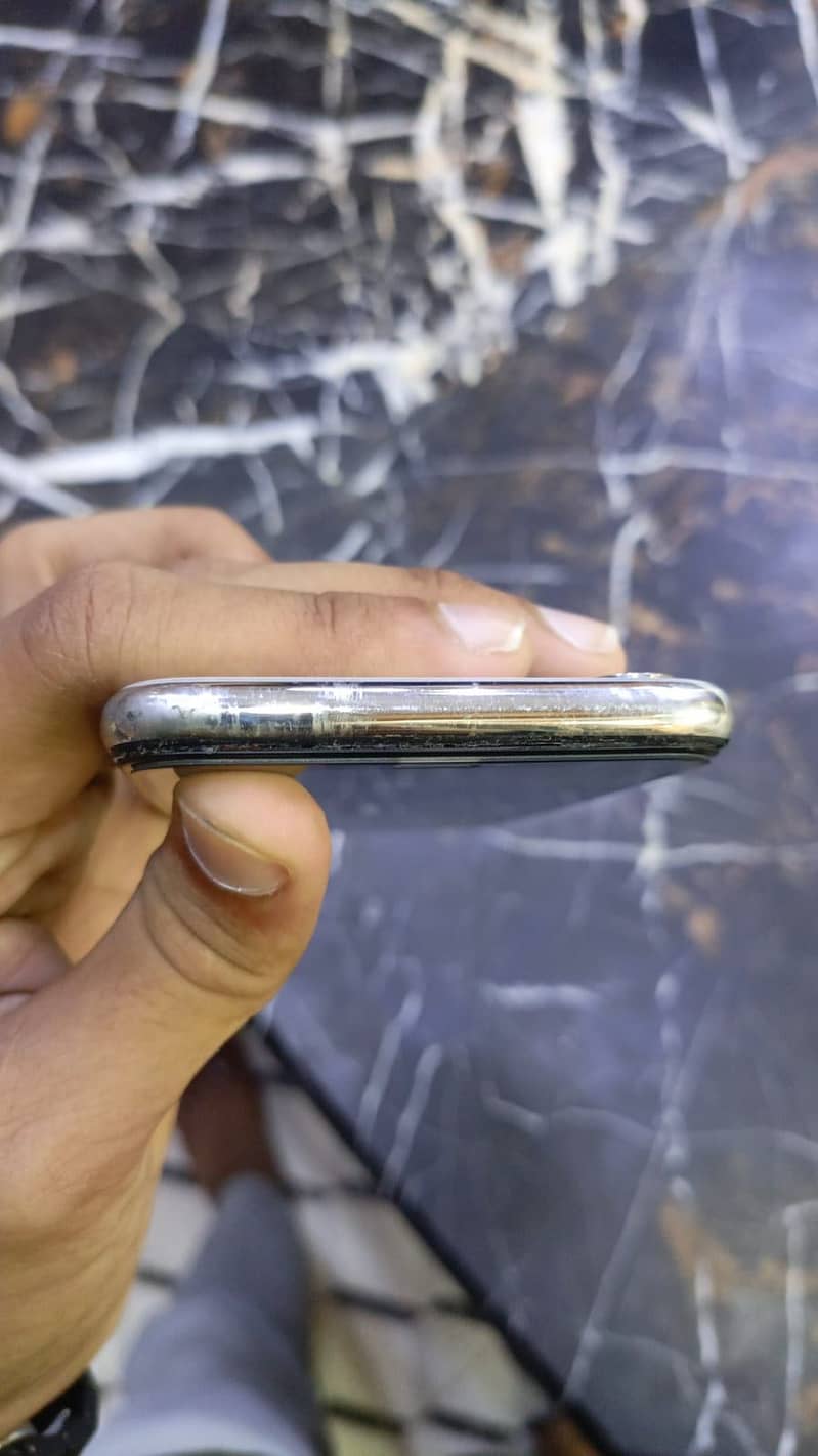 Apple iPhone X 7