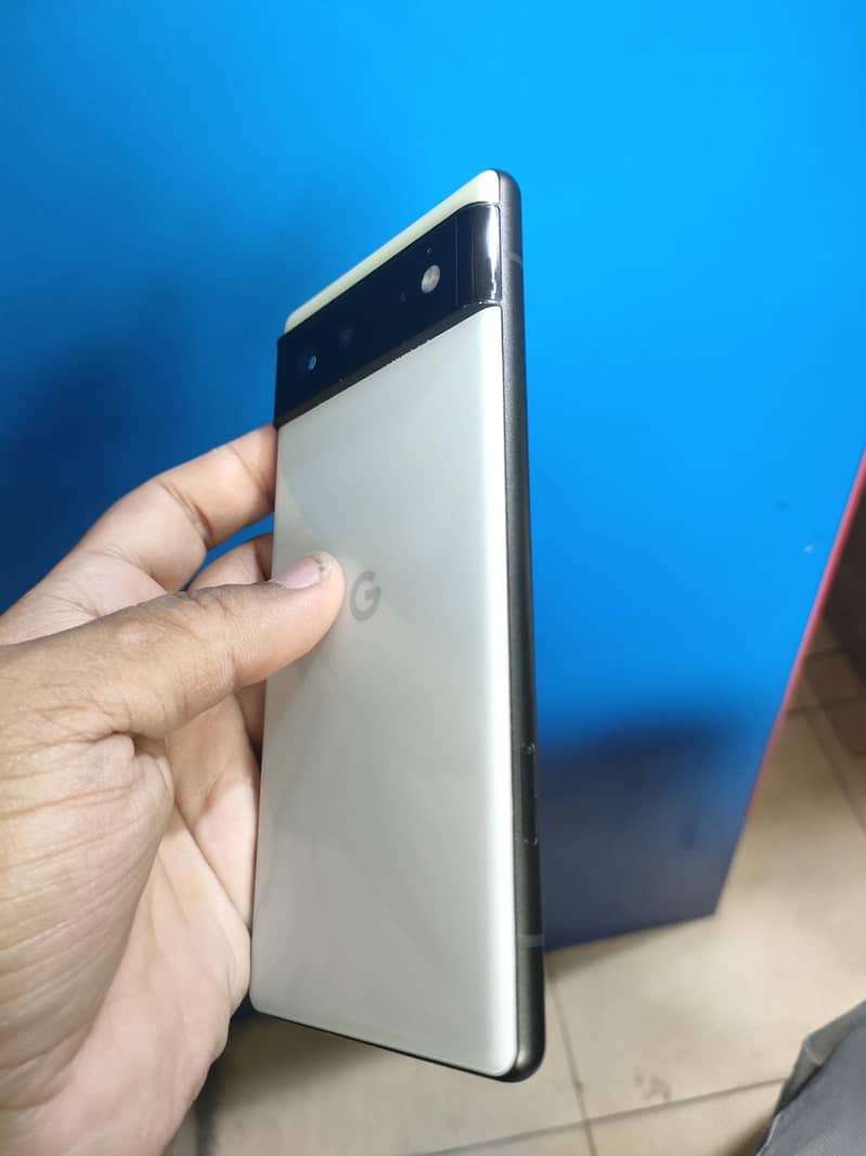 Google Pixel 6a 3