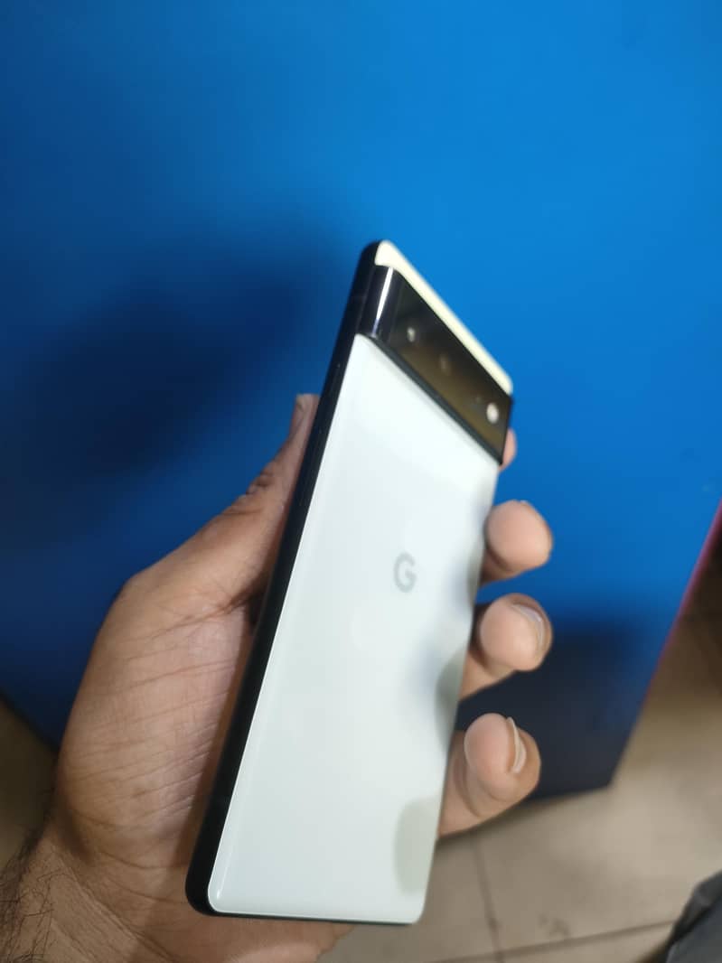 Google Pixel 6a 4