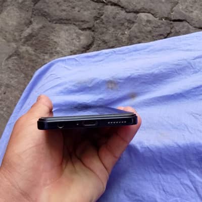 Tecno Camon 19