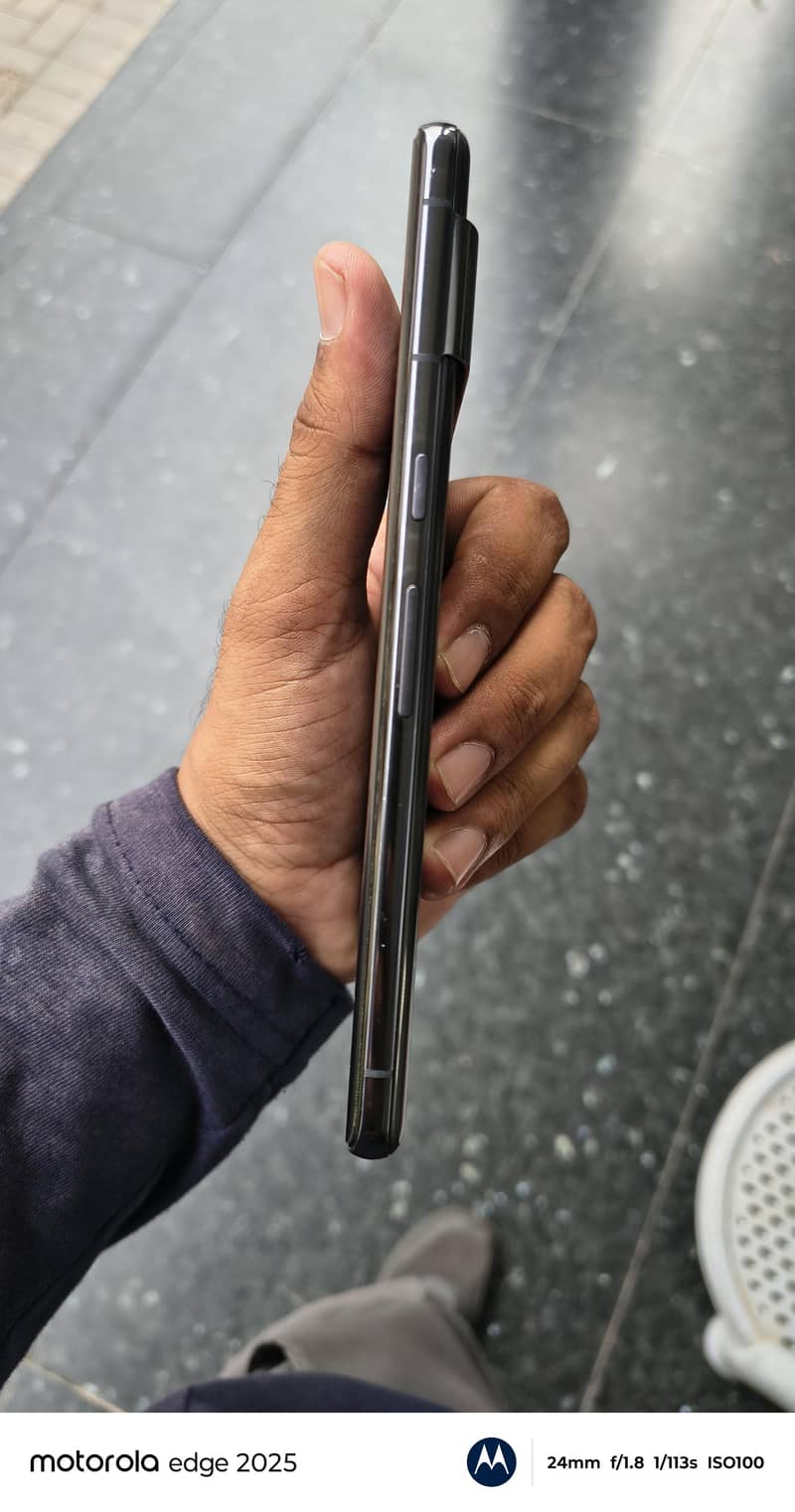 Google Pixel 7 Pro 4