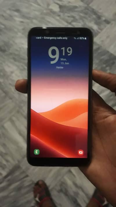 Samsung Mobile J6
