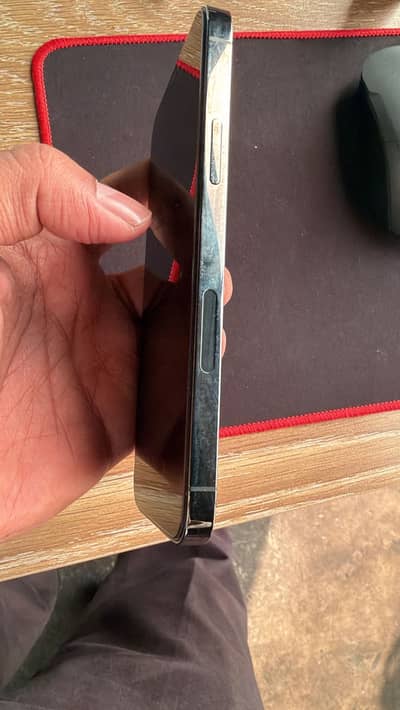 Apple iPhone 12 Pro