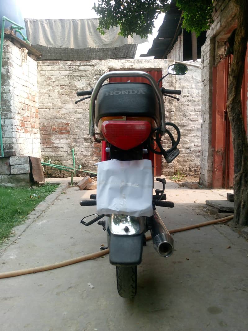 CD70 17model 2