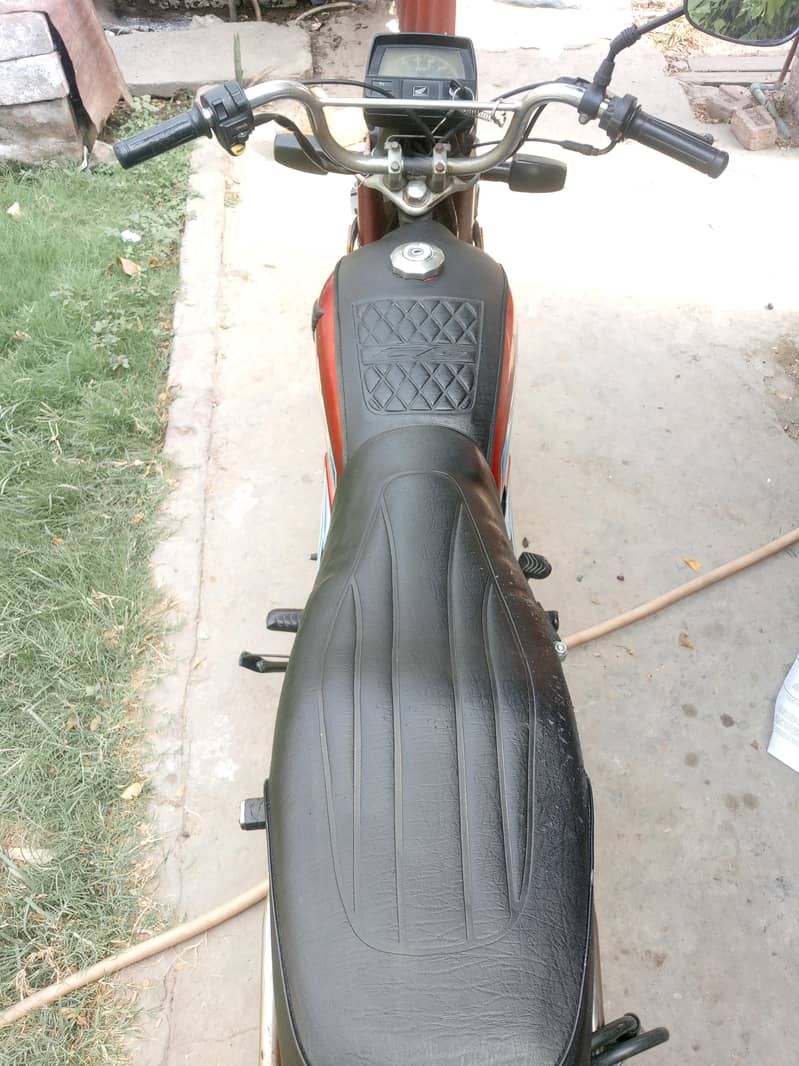 CD70 17model 15