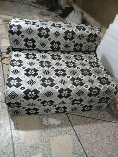 Soft Cumbeds Grand Sale