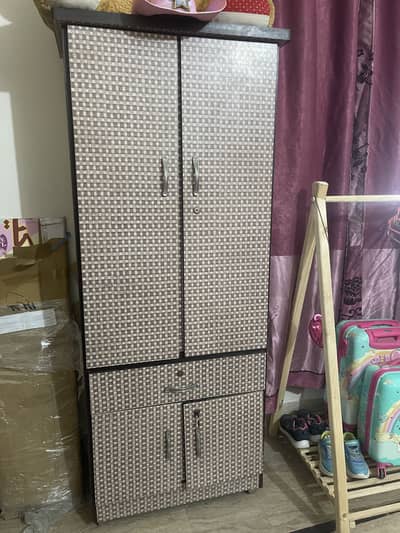 Small wardrobe for kid best condition