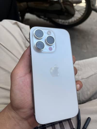 iPhone 14 Pro 256Gb Jv contact number:03039951136