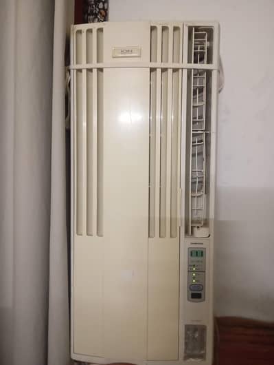 Brand Corona 110 window AC with stabilizer