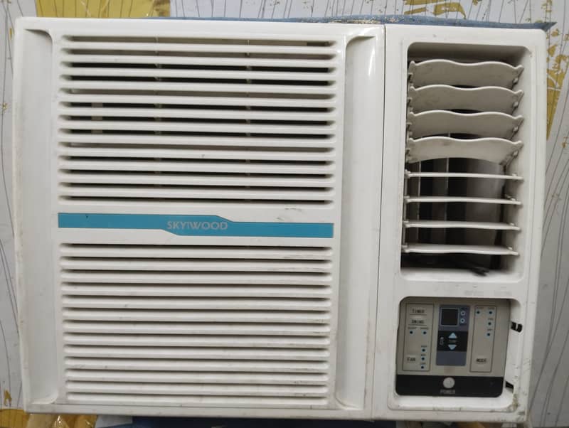 Window AC 0